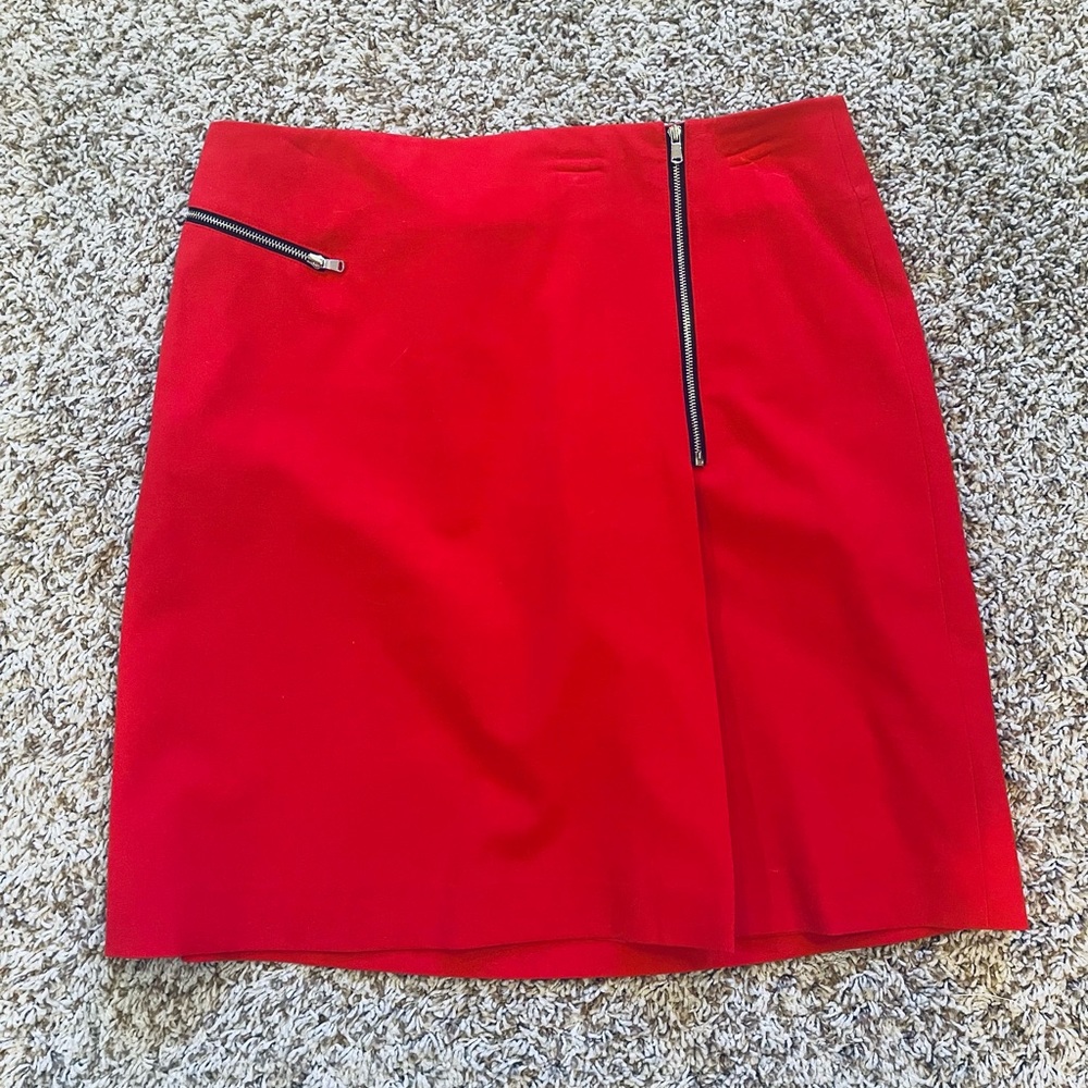 Red women's size 10 Nine West dress skirt. Perfect condition.